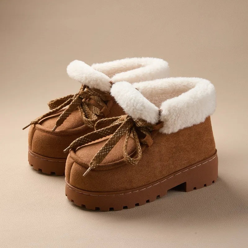 Caty | Botas com plataforma em camurça sintética com um toque fofo e quente